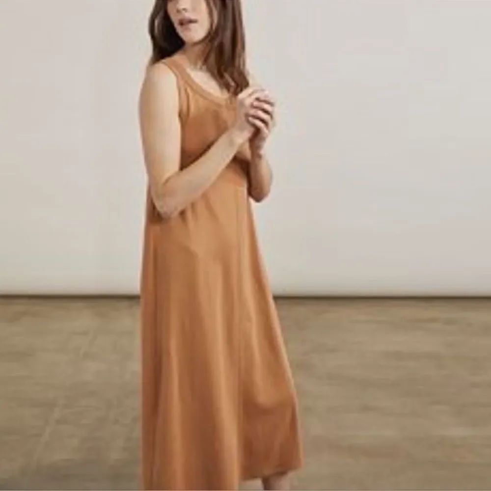 Elizabeth and James Sleeveless Dress California Tan terracotta size medium